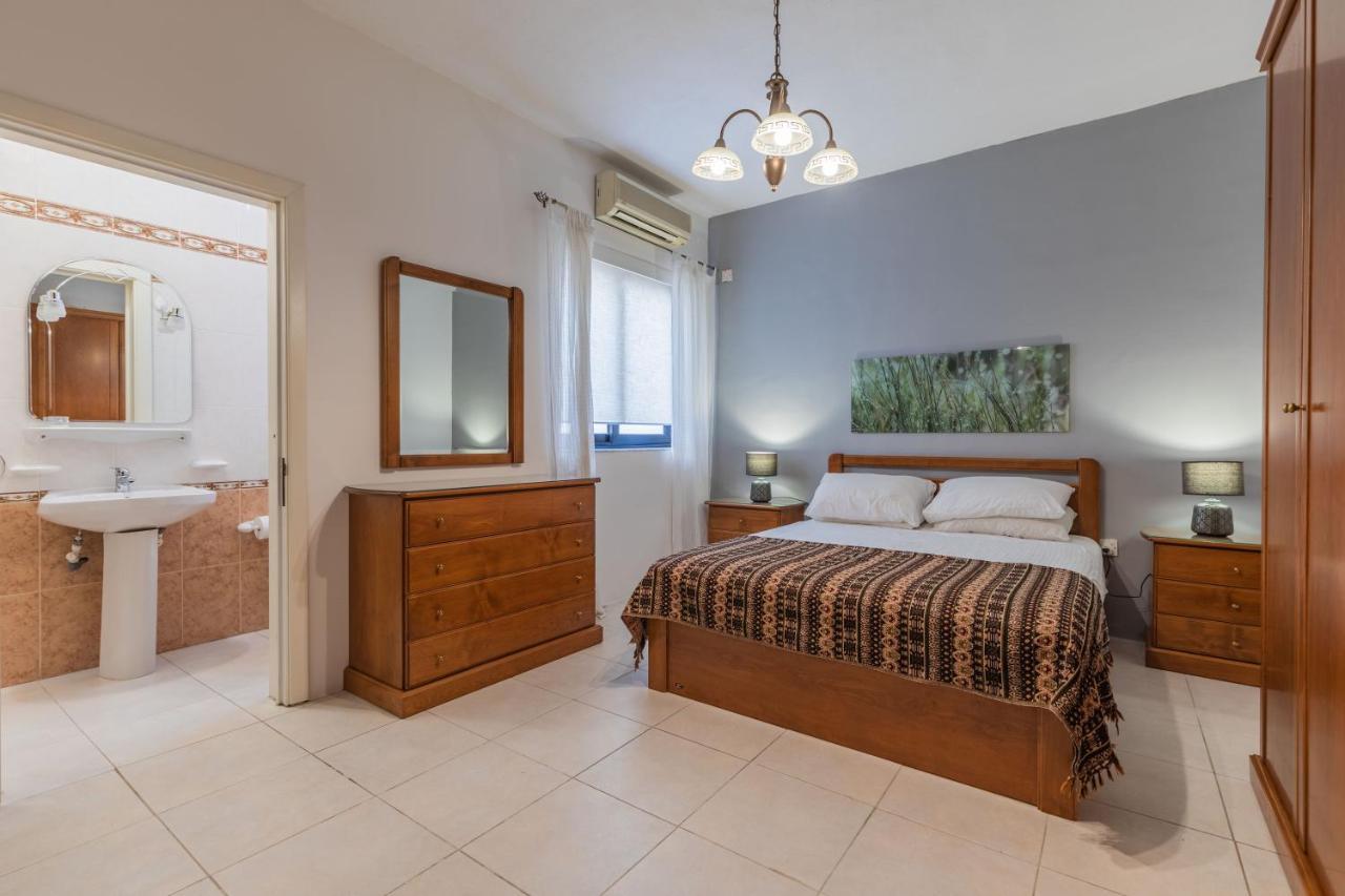 Stunning - Seafront 3-Bedroom 6Th Floor Слима Екстериор снимка